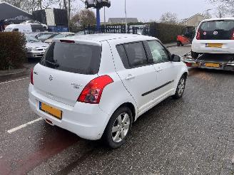 Suzuki Swift 1.3 VVT picture 3