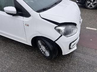 Volkswagen Up! High-Up picture 8