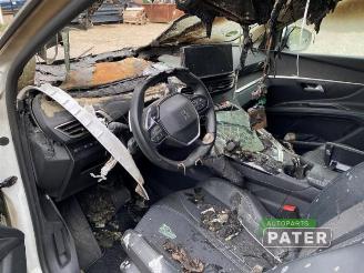 Peugeot 5008 5008 II (M4/MC/MJ/MR), MPV, 2016 / 2024 1.2 12V e-THP PureTech 130 picture 9