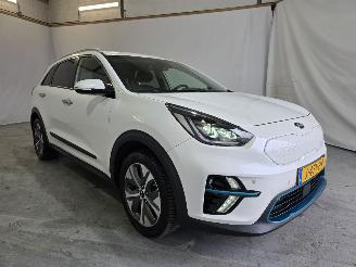 Voiture accidenté Kia e-Niro ExecutiveLine 64 kWh 2020/8