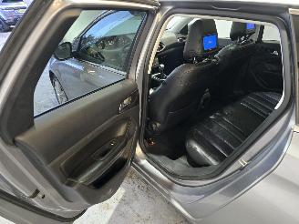 Peugeot 308 SW 1.6 BlueHDI Blue Lease Executive Pack picture 17