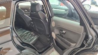 Land Rover Range Rover Evoque 2.2 eD4 2WD Pure picture 18