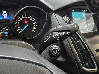 Ford Focus Wagon 1.0 Titanium picture 30