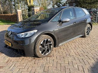 skadebil auto Volkswagen ID.3 First 58 kWh 2020/10