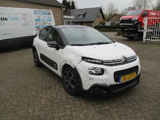 krockskadad bil bedrijf Citroën C3 1.2 PY s&s Feel Ed REST BPM 1300 EURO !!!!! 2019/1