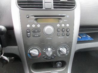 Opel Agila 1.2 Enjoy Weinig KM!! picture 18