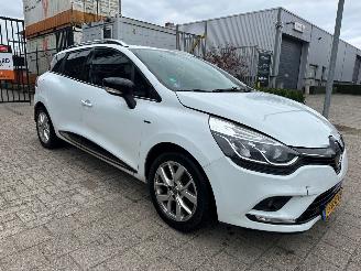 Unfallwagen Renault Clio Estate 0.9 TCe Limited 2019/11