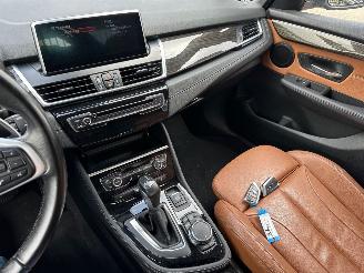 BMW 2-serie Active Tourer 220i High Executive picture 11