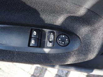 Citroën DS3 1.6 E-hdi So Chic picture 20