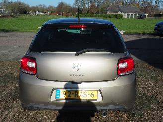 Citroën DS3 1.6 E-hdi So Chic picture 5