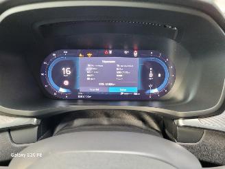 Volvo V-60 2.0 B4 145-KW Automaat Essential-Edition picture 21