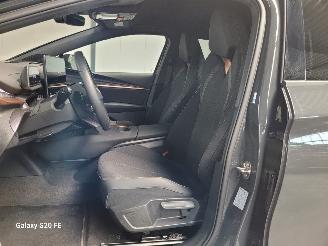 Cupra Tavascan 210-KW 82kwh Automaat 5drs Elektrisch picture 17