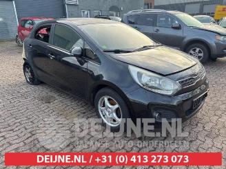 Vrakbiler auto Kia Rio Rio III (UB), Hatchback, 2011 / 2017 1.2 CVVT 16V 2011/11
