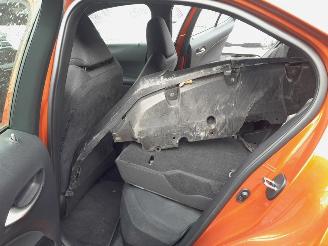 Lexus UX  picture 15