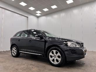 Voiture accidenté Volvo Xc-60 2.4 D5 Autom. AWD Summum Navi Clima 2012/1