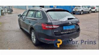 Auto da rottamare Skoda Superb Superb Combi (3V5), Combi, 2015 / 2024 2.0 TDI 2019/9