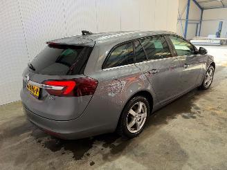 Coche accidentado Opel Insignia SPORTS TOURER 1.6 CDTI 16V Combi/o  Diesel 1.598cc 100kW (136pk) FWD 2015/6