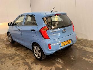 krockskadad bil auto Kia Picanto 1.0 12V Hatchback  Benzine 998cc 51kW (69pk) FWD 2012/3