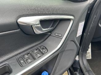 Volvo S-60 3.0 T6 AWD Summum | HEICO !! PANO!! picture 17