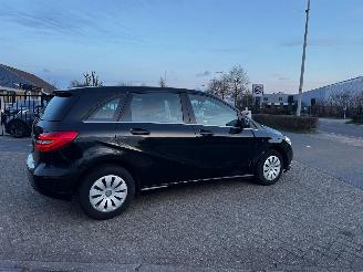 Mercedes B-klasse 180 Ambition | 55.872 KM !! 1e eigenaar! picture 6