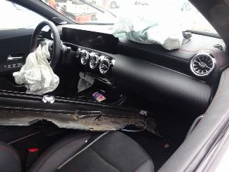 Mercedes Cla-klasse 200 d AMG Line Edition picture 8