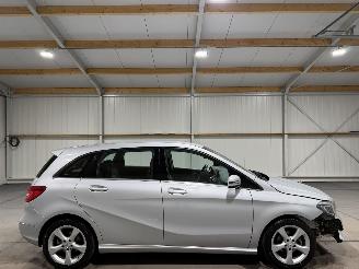 damaged passenger cars Mercedes B-klasse 180 90kW Automaat   Ambition Leder 2014/2