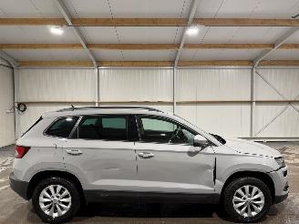 Vaurioauto  passenger cars Skoda Karoq 1.0TSi 85kW Ambition 2020/12