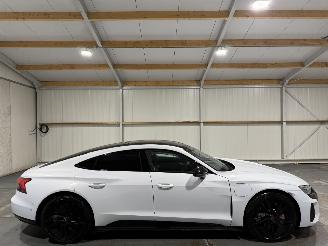 skadebil auto Audi E-tron GT RS 93kWh 598PK Panoramadak 2021/5