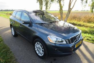 Volvo Xc-60 3.0 T6  286pk Aut  4x4 Summum  176.000km nap  vol optie picture 2