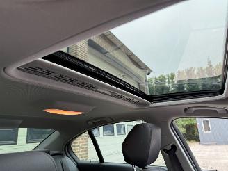 BMW 3-serie 318i High Executive Automaat Schuifdak NAP ! picture 7
