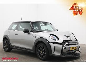 Mini Cooper SE Camden Edition 33 kWh LED Navi Clima Cruise SHZ PDC picture 2