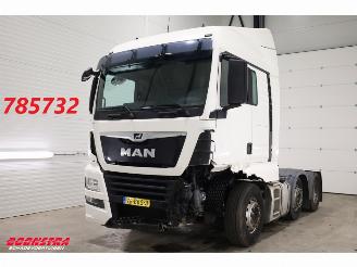 krockskadad bil vrachtwagen MAN TGX 26.460 6X2 Euro 6 2018/4