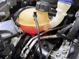 Peugeot 208 HB 1.4 VTi Active Airco picture 13