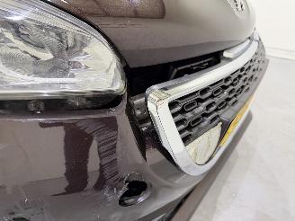 Peugeot 208 HB 1.4 VTi Active Airco picture 10