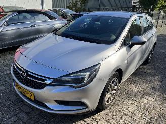 skadebil bedrijf Opel Astra Stationcar 1.6 CDTI Business+ 2018/7
