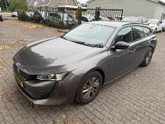 uszkodzony samochody osobowe Peugeot 508 SW 1.2 PureTech Active Pack Business 2022/2