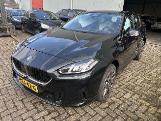  BMW 1-serie 120  Automaat   ( 4457 Km )   nieuw prijs 45000,00 2025/6