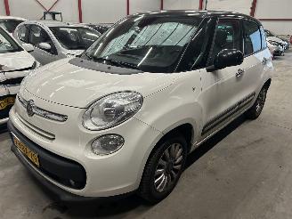 Fiat 500L 0.9  ( Panoramadak )  Koppaking stuk picture 1