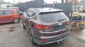 Vrakbiler auto Hyundai Santa Fe Santa Fe III (DM), SUV, 2012 / 2018 2.2 CRDi R 16V 4x4 2014