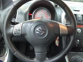 Suzuki Splash  picture 35