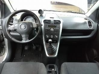 Suzuki Splash  picture 10