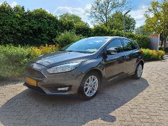 damaged Ford Focus 1.0 Lease Edition HB
