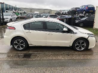 Coche accidentado Opel Ampera 1.4i Hybrid 2012/3