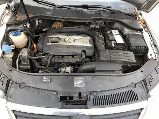 Volkswagen Passat 18tsi Combi picture 11