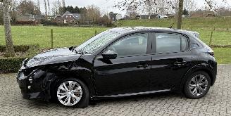 krockskadad bil auto Peugeot e-208 EV Active Pack 50 kWh 2023/5