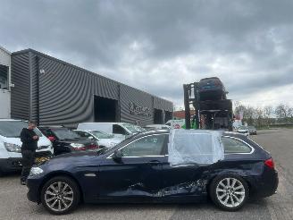 dañado BMW 5-serie Touring 528i AUTOMAAT High Executive BJ 2012 179644 KM