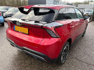 MG MG4 Electric Luxury 64 kWh picture 2