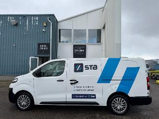 Opel Vivaro 2.0 AUTOMAAT CDTI L2H1 Edition picture 2