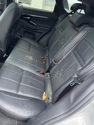 Land Rover Range Rover Evoque 1.5 AUTOMAAT P300e AWD R-Dynamic HSE picture 19