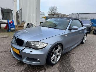 Voiture accidenté BMW 1-serie Cabrio 118i High Executive 2009/2